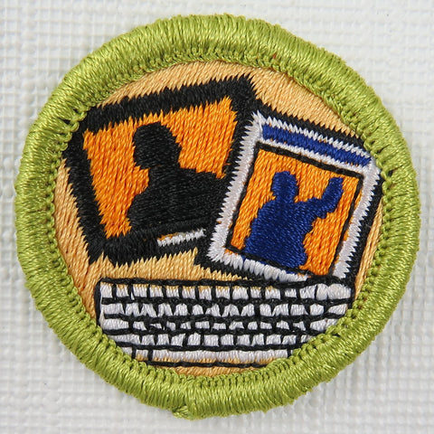 Journalism (Key Board) Current Issue Design Plastic Back Merit Badge [MB-136]